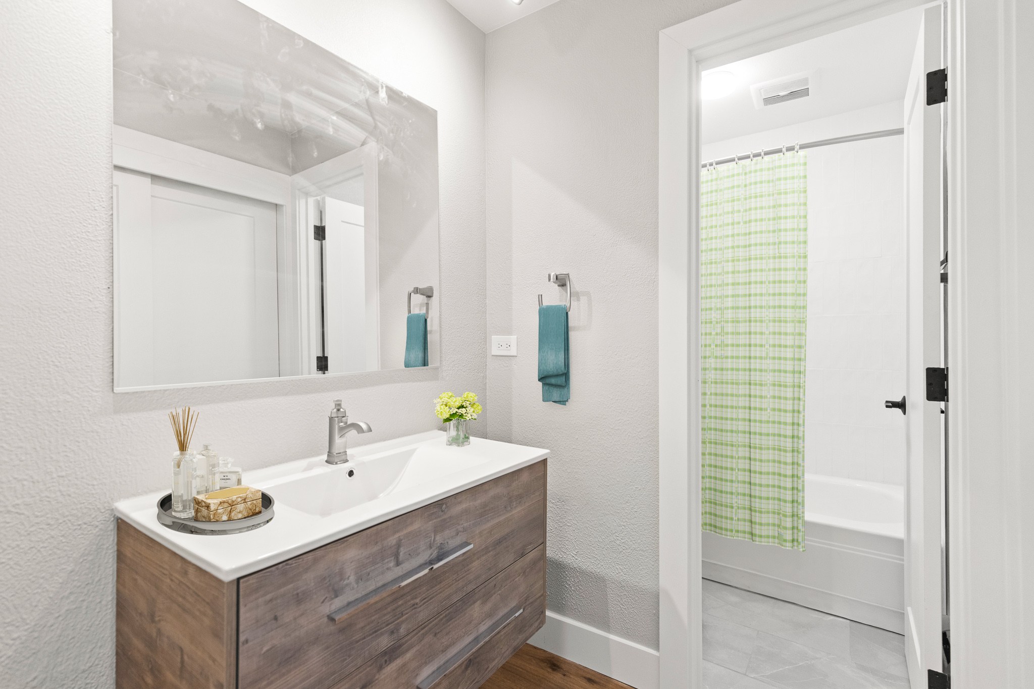 The Isabella 3055 Vallejo St., Denver, CO 80211